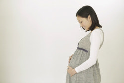 妊婦女性の写真
